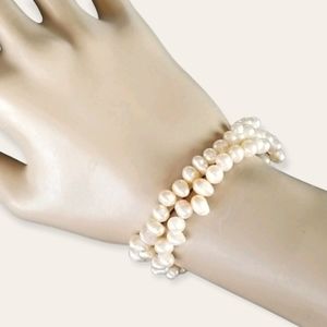 Hand Crafted Peach Blush Freshwater Pearl Stretch Bracelet One Size